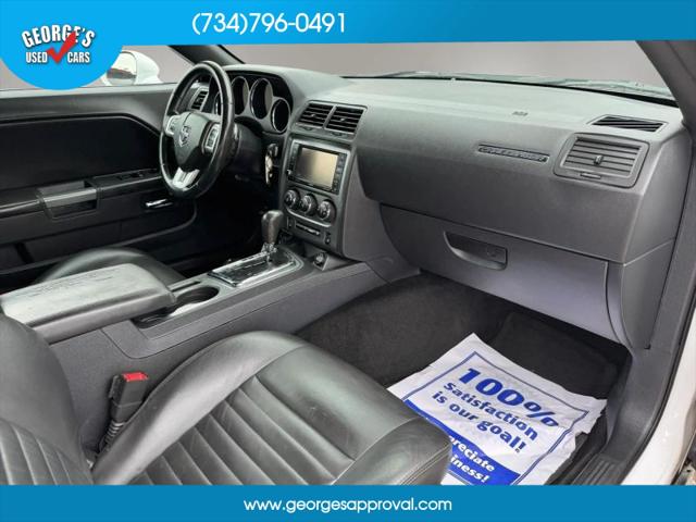 2014 Dodge Challenger R/T Plus
