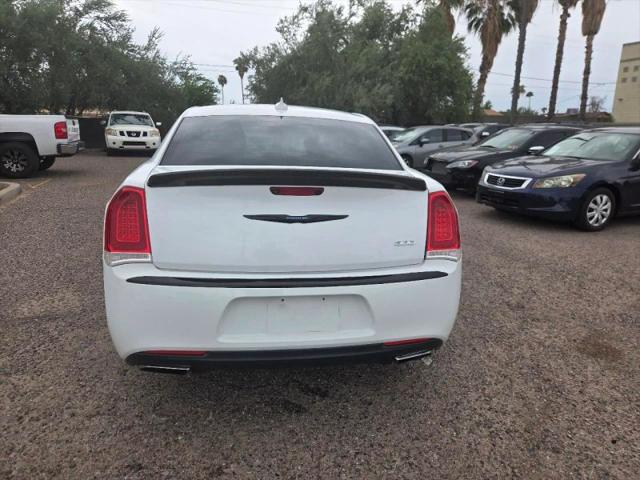 2017 Chrysler 300 300C