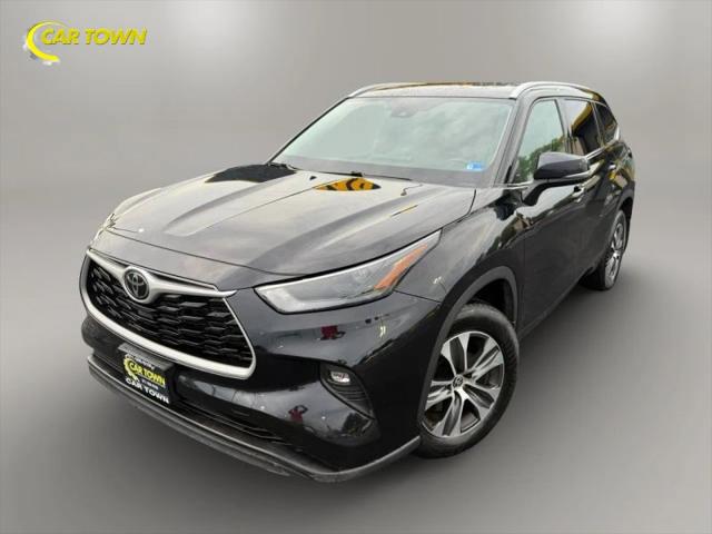 2022 Toyota Highlander XLE for sale in Manassas, VA