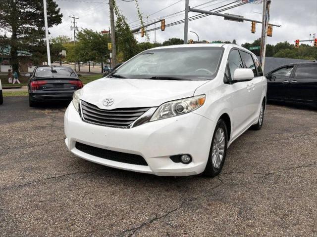 2011 Toyota Sienna XLE V6 for sale in Akron, OH