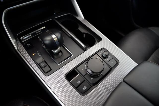 2024 Mazda X-90 Premium