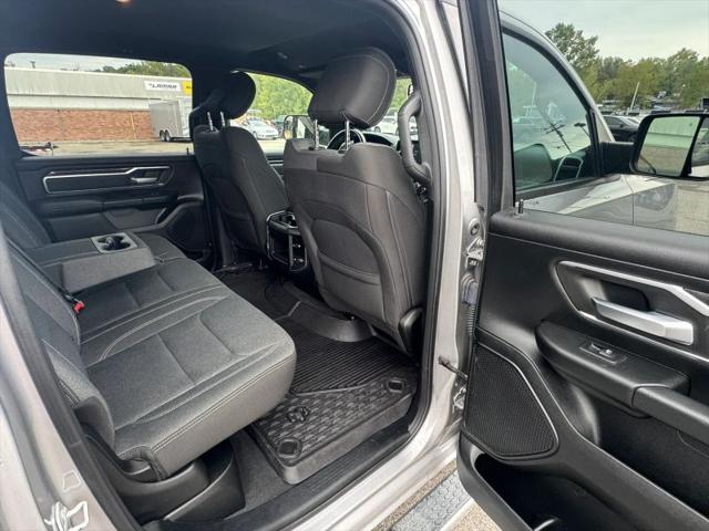 2019 Ram 1500 Big Horn/Lone Star Crew Cab 4x4 57 Box
