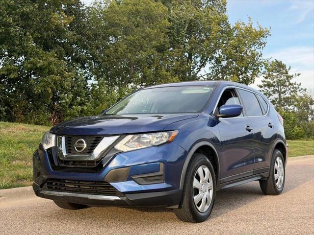 2018 Nissan Rogue S for sale in Loretto, MN