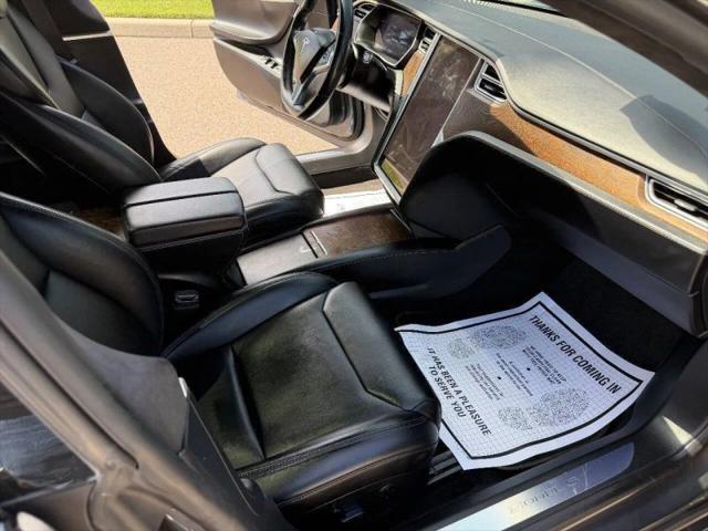 2017 Tesla Model S 75D