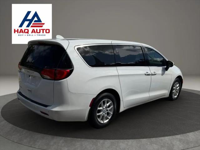 2017 Chrysler Pacifica Touring