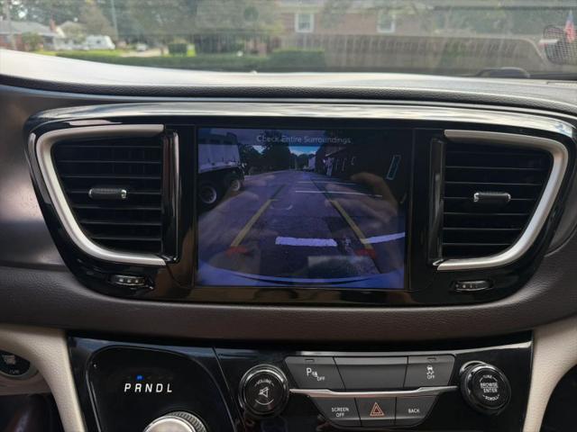 2017 Chrysler Pacifica Touring