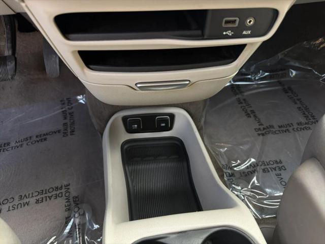 2017 Chrysler Pacifica Touring