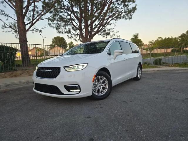 2022 Chrysler Pacifica Touring L for sale in Orange, CA