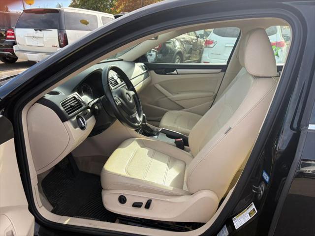 2014 Volkswagen Passat 1.8T Wolfsburg Edition