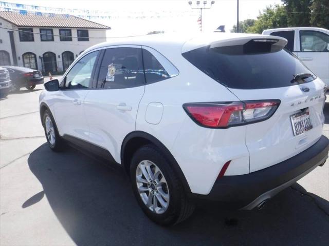 2021 Ford Escape SE