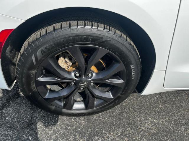 2019 Chrysler Pacifica Touring L Plus