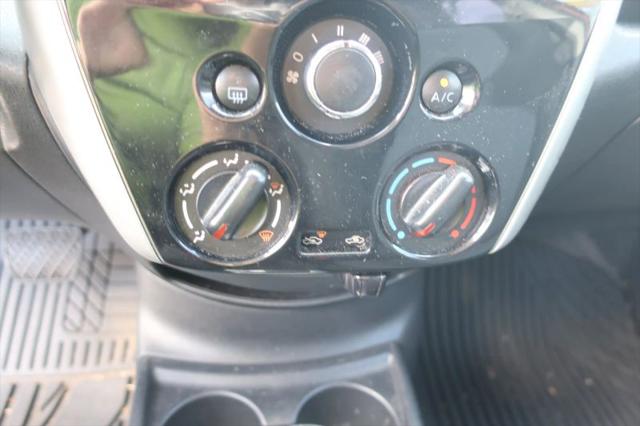 2015 Nissan Versa Note SV