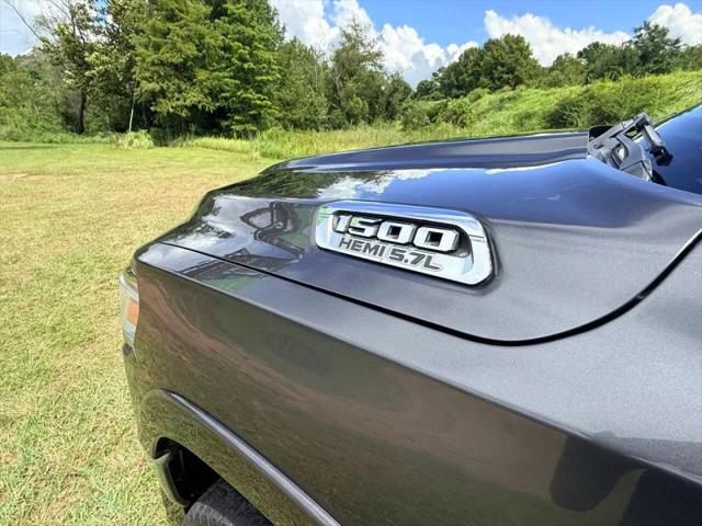 2019 Ram 1500 Limited Crew Cab 4x4 57 Box