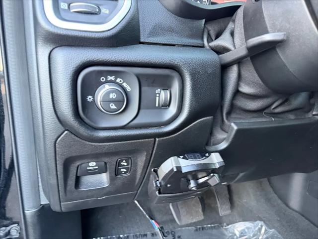 2020 Ram 1500 Big Horn Crew Cab 4x4 57 Box