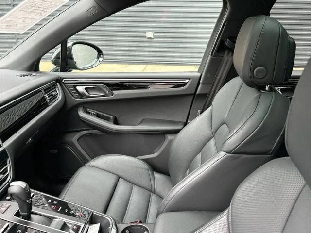 2023 Porsche Macan S