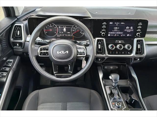 2022 Kia Sorento LX