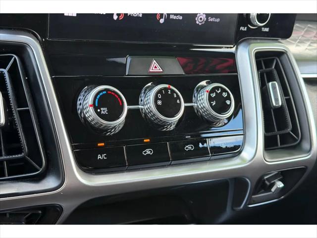 2022 Kia Sorento LX
