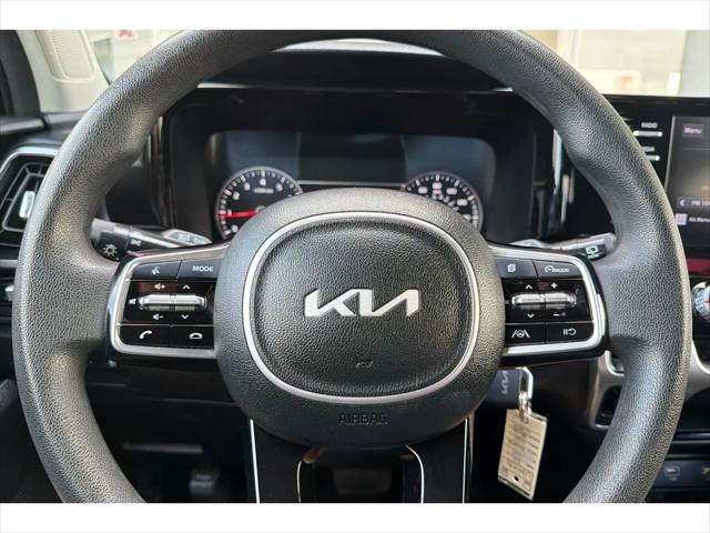 2022 Kia Sorento LX