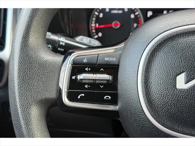 2022 Kia Sorento LX