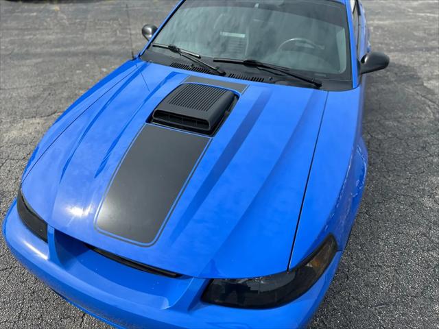2003 Ford Mustang Mach 1