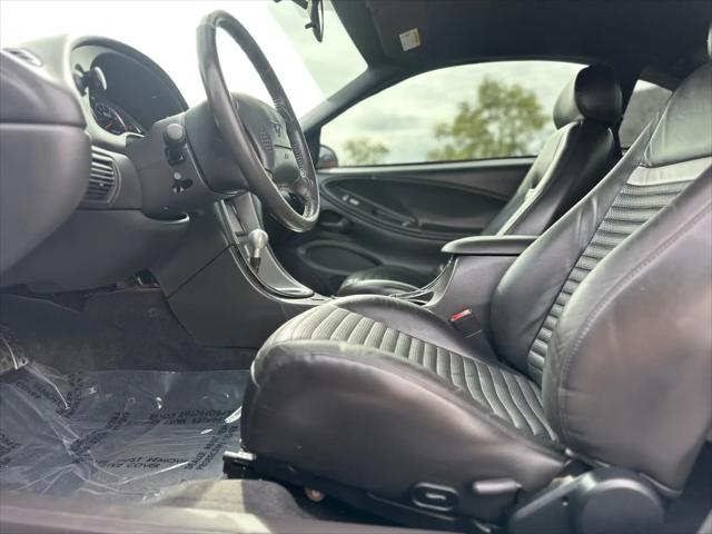 2003 Ford Mustang Mach 1