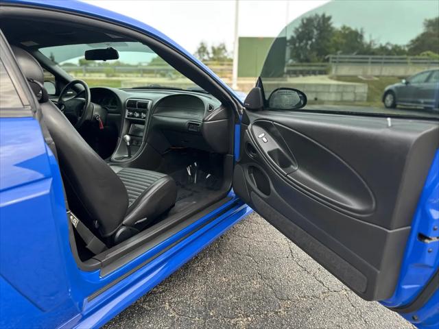 2003 Ford Mustang Mach 1