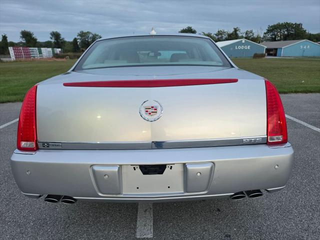 2011 Cadillac DTS Premium Collection