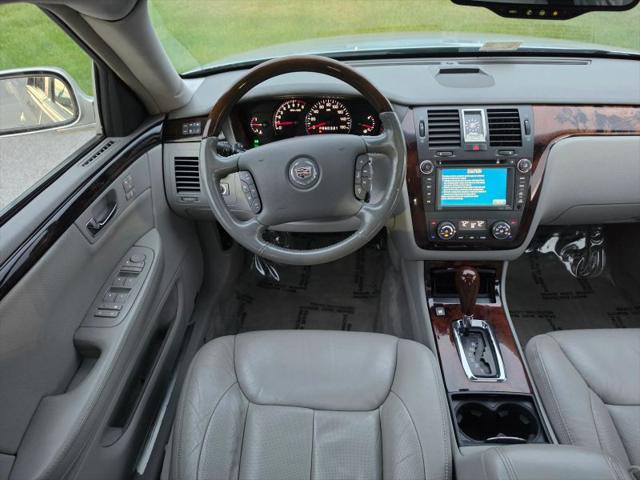 2011 Cadillac DTS Premium Collection