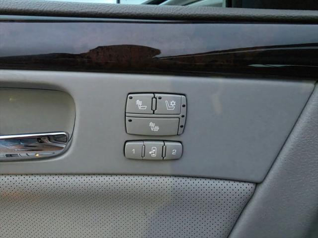 2011 Cadillac DTS Premium Collection