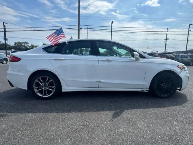 2020 Ford Fusion SEL