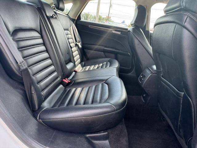 2020 Ford Fusion SEL