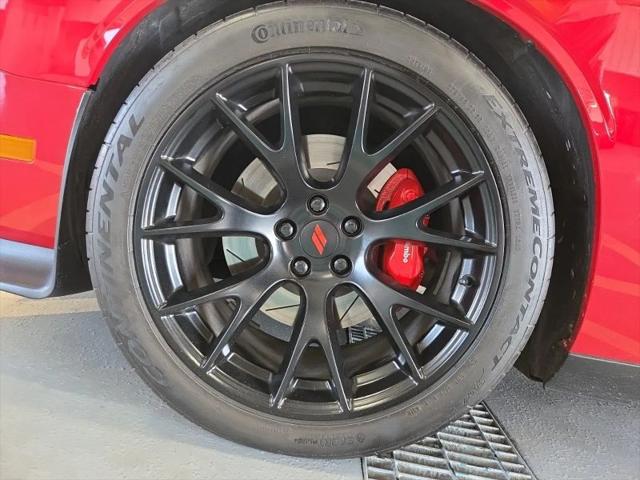 2013 Dodge Challenger SRT8