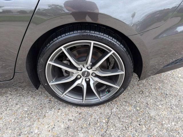 2022 Genesis G70 2.0T RWD