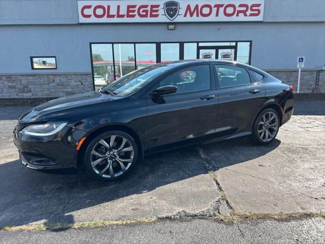 2015 Chrysler 200 S for sale in South Bend, IN