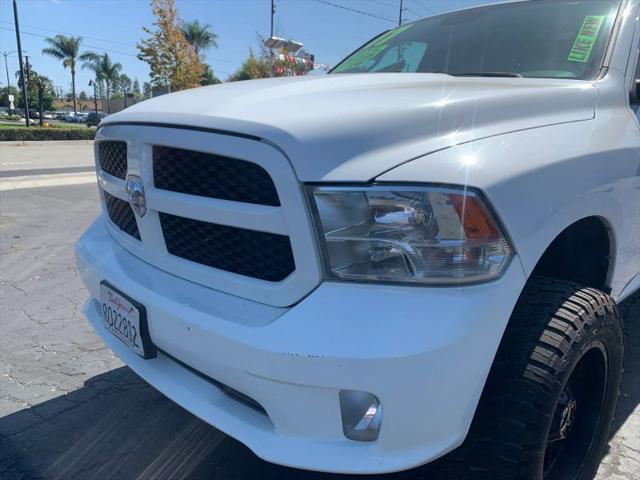 2017 Ram 1500 Express Crew Cab 4x2 57 Box
