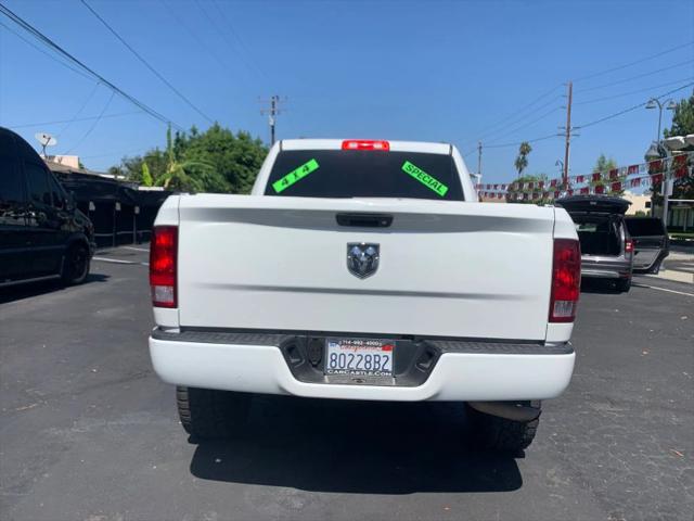 2017 Ram 1500 Express Crew Cab 4x2 57 Box