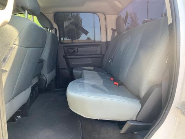2017 Ram 1500 Express Crew Cab 4x2 57 Box