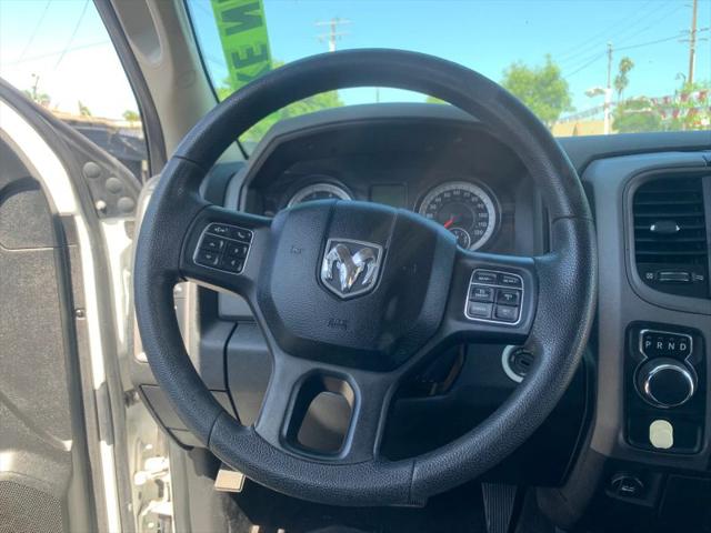 2017 Ram 1500 Express Crew Cab 4x2 57 Box