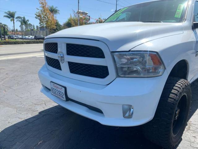 2017 Ram 1500 Express Crew Cab 4x2 57 Box