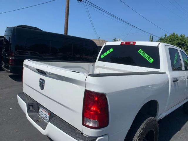 2017 Ram 1500 Express Crew Cab 4x2 57 Box