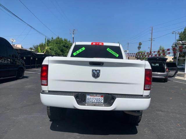 2017 Ram 1500 Express Crew Cab 4x2 57 Box