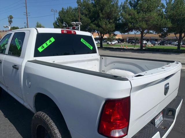 2017 Ram 1500 Express Crew Cab 4x2 57 Box