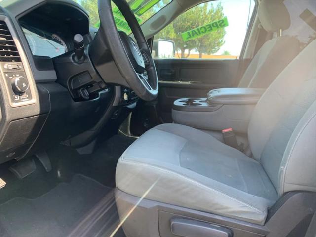 2017 Ram 1500 Express Crew Cab 4x2 57 Box