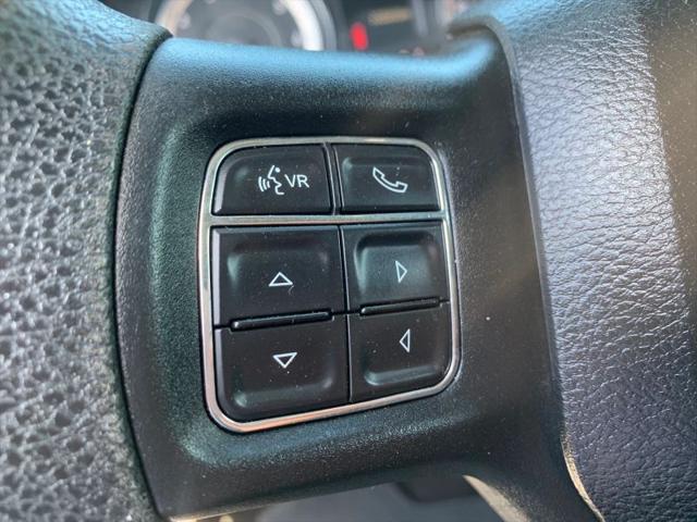 2017 Ram 1500 Express Crew Cab 4x2 57 Box