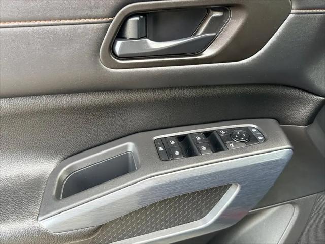 2025 Nissan Pathfinder Rock Creek 4WD
