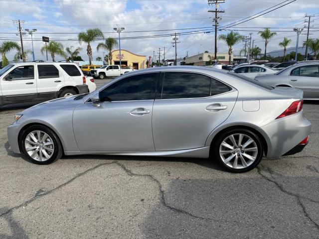 2016 Lexus IS 200t 200t