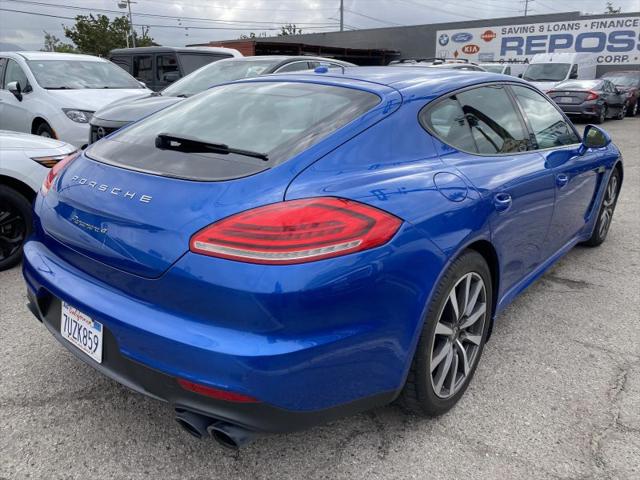 2015 Porsche Panamera 4