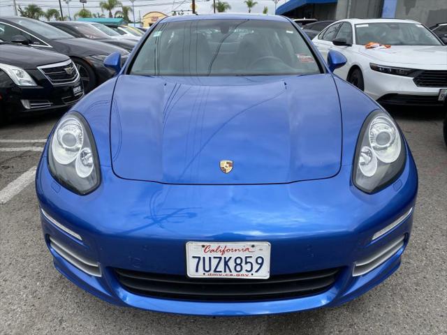 2015 Porsche Panamera 4