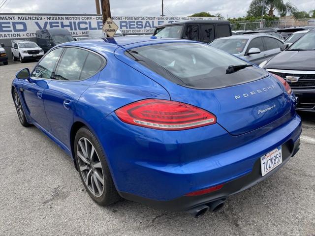 2015 Porsche Panamera 4