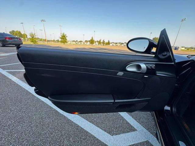 2005 Porsche Boxster Base